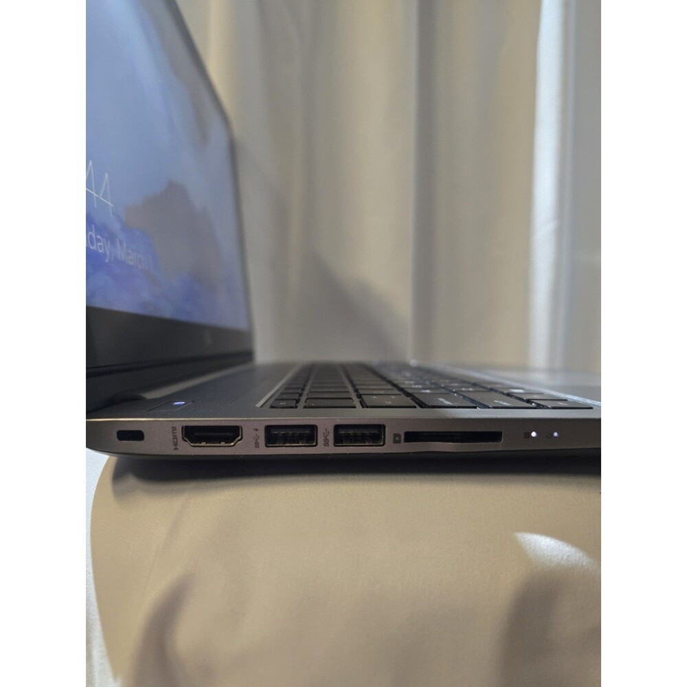 HP Envy Touchsmart Laptop Intel Core i5 - Picture 11 of 16
